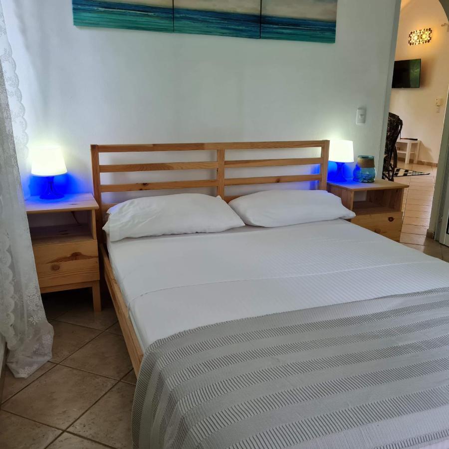 לאס טרנאס Villa Sonrisa Casa De Huespedes מראה חיצוני תמונה